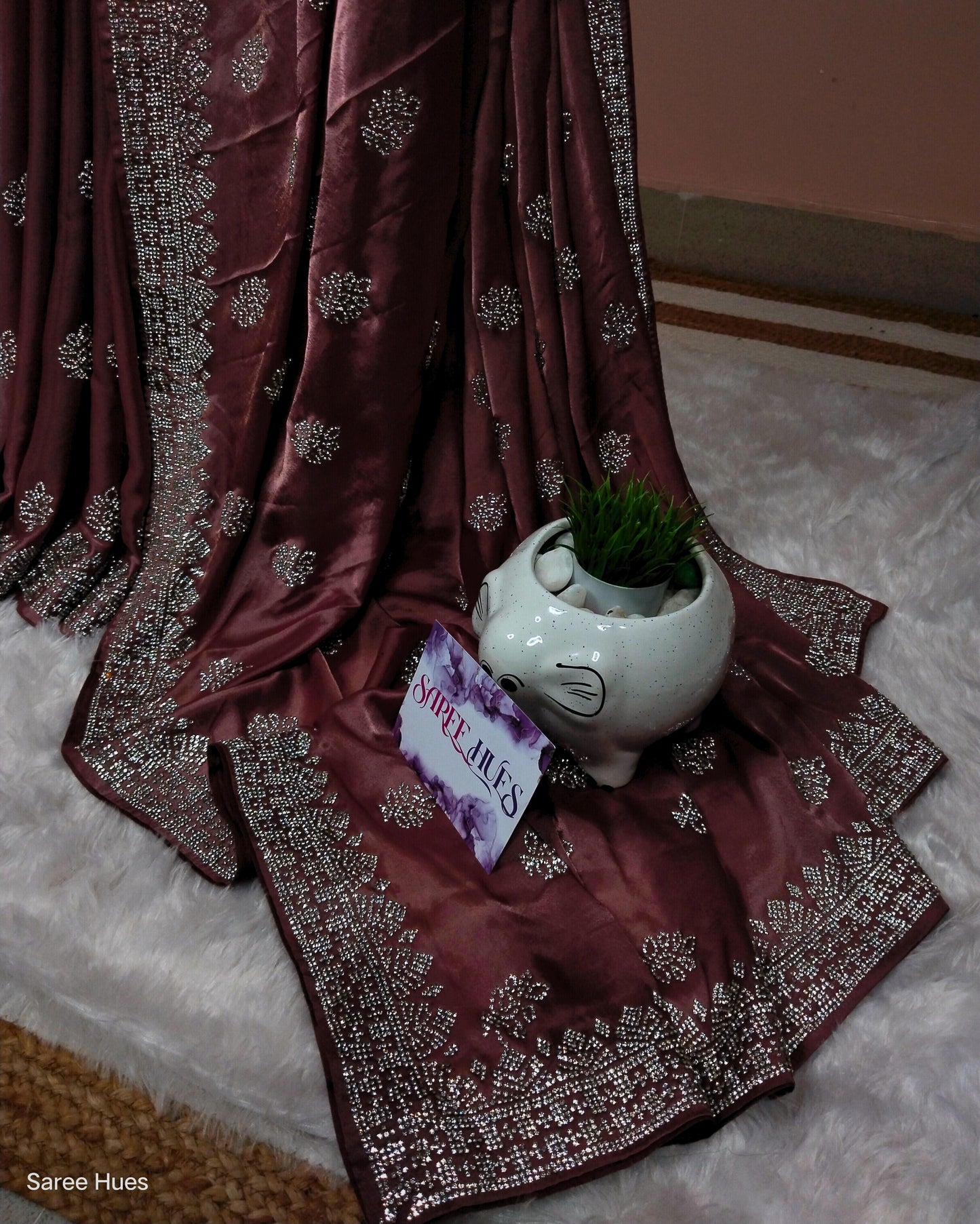 Like the first flush of love, this saree is made for engagements and anniversaries.